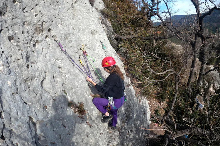 Trad climbing course in Catalonia, 2+ days program