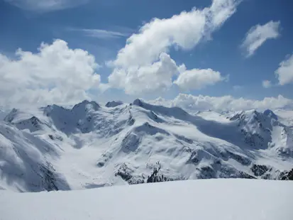 Esquí de travesía en el lado de Whistler Blackcomb