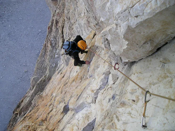 Climbing Cima Piccola Lavaredo (2)