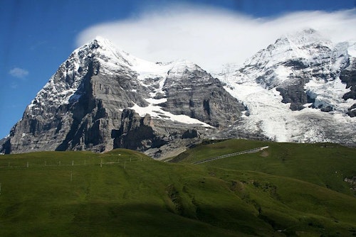 L'ascension de l'Eiger par l'arête de Mittellegi