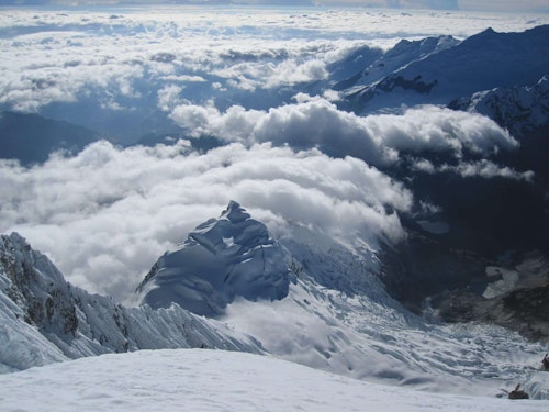 4-day ascent to Chopicalqui Mountain in Peru