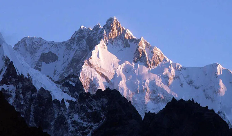 Kanchenjunga Region Trek, 24-day program