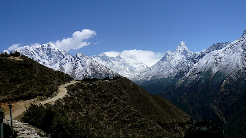 Jiri Everest Trek, 23-day program