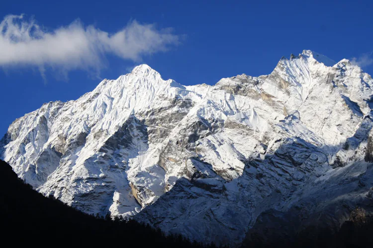 Ganesh Himal Trek, 16-day program