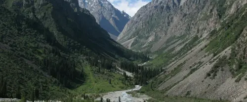 Hiking day trips in Ala Archa National Park, Kyrgyzstan