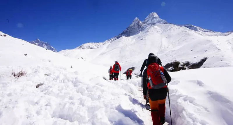 Everest high pass