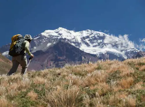Ascenso al Aconcagua por la ruta normal (únete a un grupo)