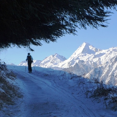 Ski touring initiation in the Pyrenees