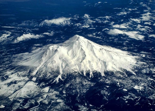 Mount Shasta ascent via Avalanche Gulch in 2 days