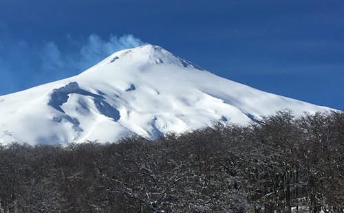 8-day ski touring in the Volcanoes circuit in Chile