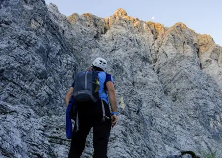 Multi-pitch climbing in Triglav: the face of Sphinx