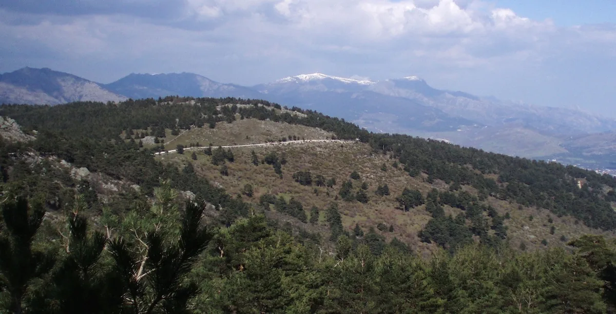Excursión de senderismo de 6 días en la Sierra de Guadarrama en Madrid | undefined