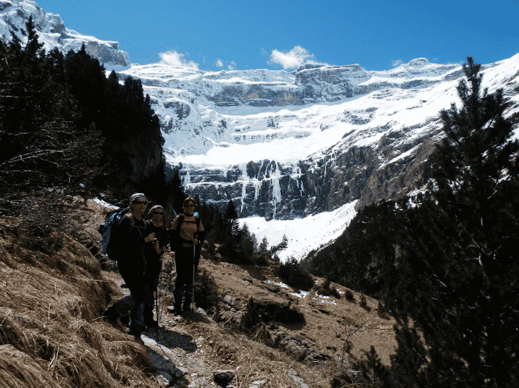 Sierra de Urbasa mountaineering winter course