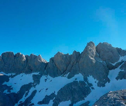 Pico Madejuno (2513 mt) guided ascent