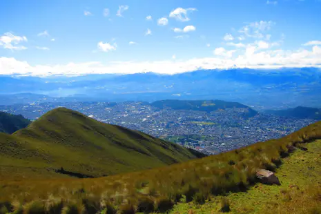 5 summit mountaineering tour in Ecuador