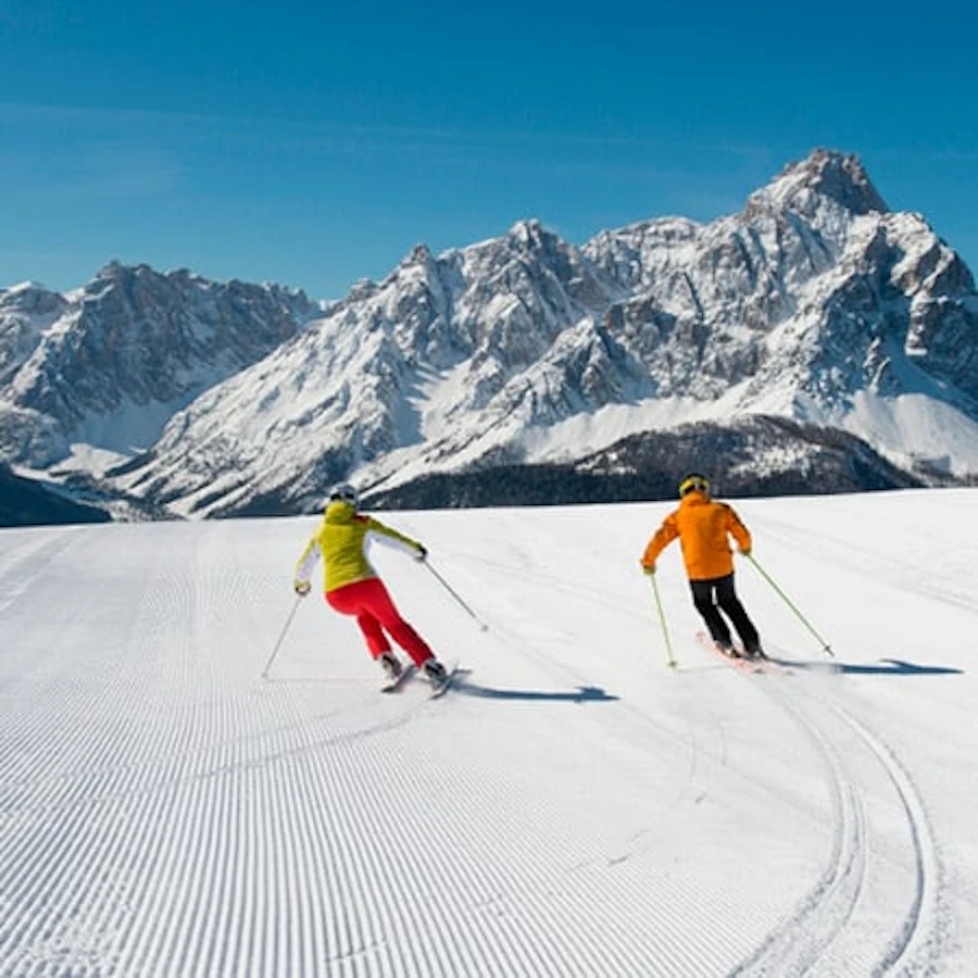 Skiing around the Sexten Dolomites