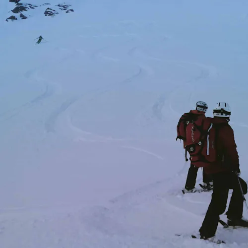 Off-piste skiing in Chamonix