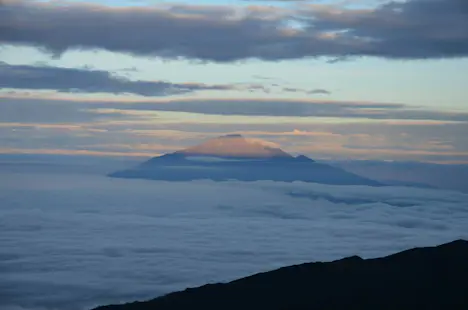 6-day Kilimanjaro ascent via Machame Route
