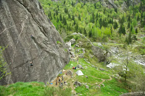 Faluno di Pruno, Tuscany, Guided Rock Climbing