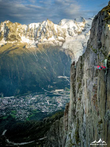 Rock climbing and portaledge in Brévet-Chamonix
