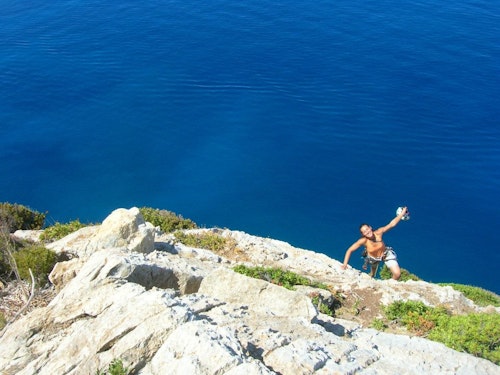 2-day rock climbing program in Sardinia
