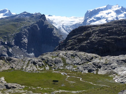 3-day Tour des Six hiking tour in the Aosta Valley