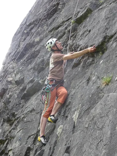Grands Malades guided rock climbing Namur