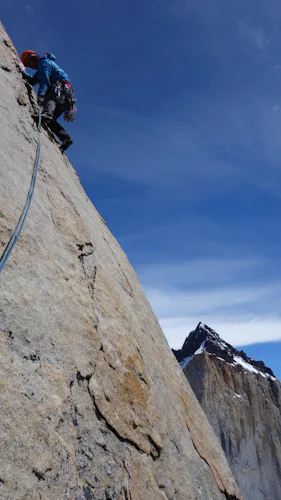 South Tower of Paine big wall climbing in 3 days 10