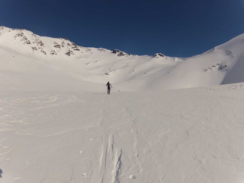 Loma del Diablo one day guided ski tour