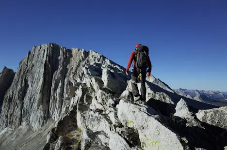 2-day Pyrenees ridge climbing course
