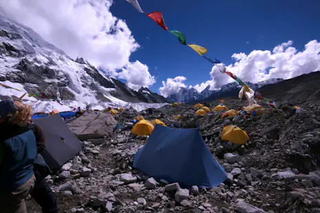 Lhakpa Ri 5-week guided expedition