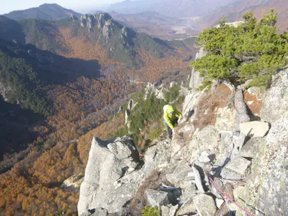 Advanced rock climbing course in Mt Ogawa