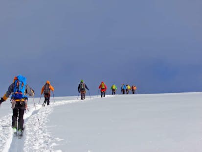 6-day Oberland ski touring program