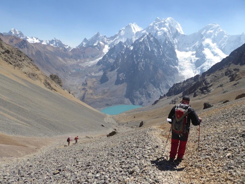 16-day Huayhuash mountain range traverse