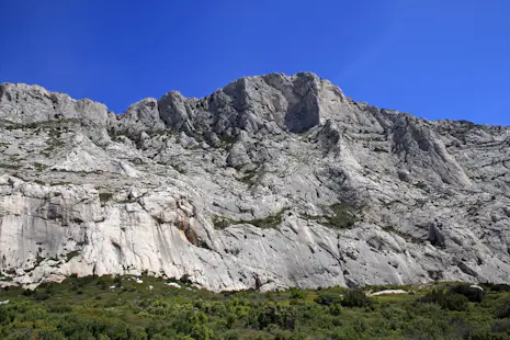 Sainte Victoire guided rock climbing day tour