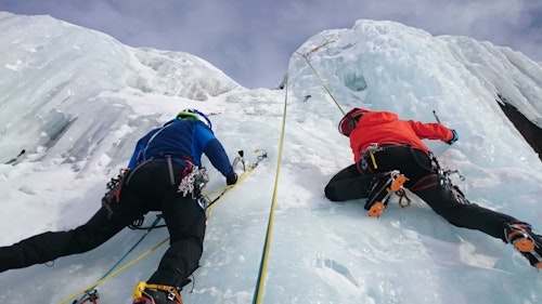 Introductory ice climbing course in Salzburg