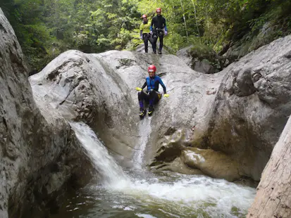 Chli Schliere (Interlaken) Guided Canyoning