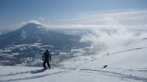 1+ jour de ski de randonnée avec un guide à Niseko