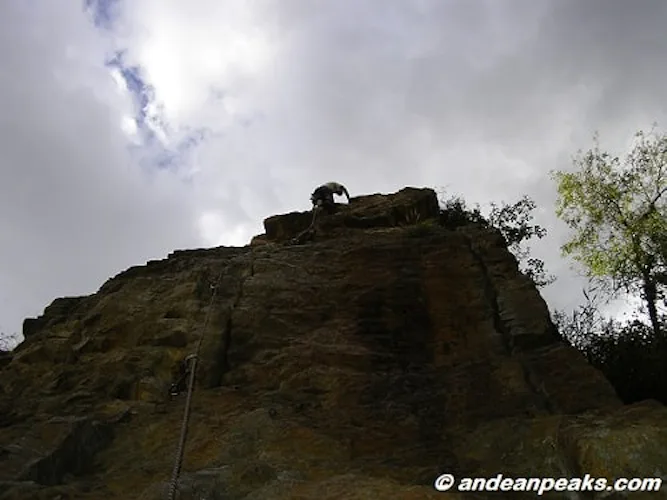Rock climbing in Cordillera Blanca
