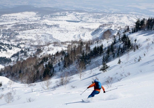 3-day backcountry skiing in Tohoku, northern Honshu