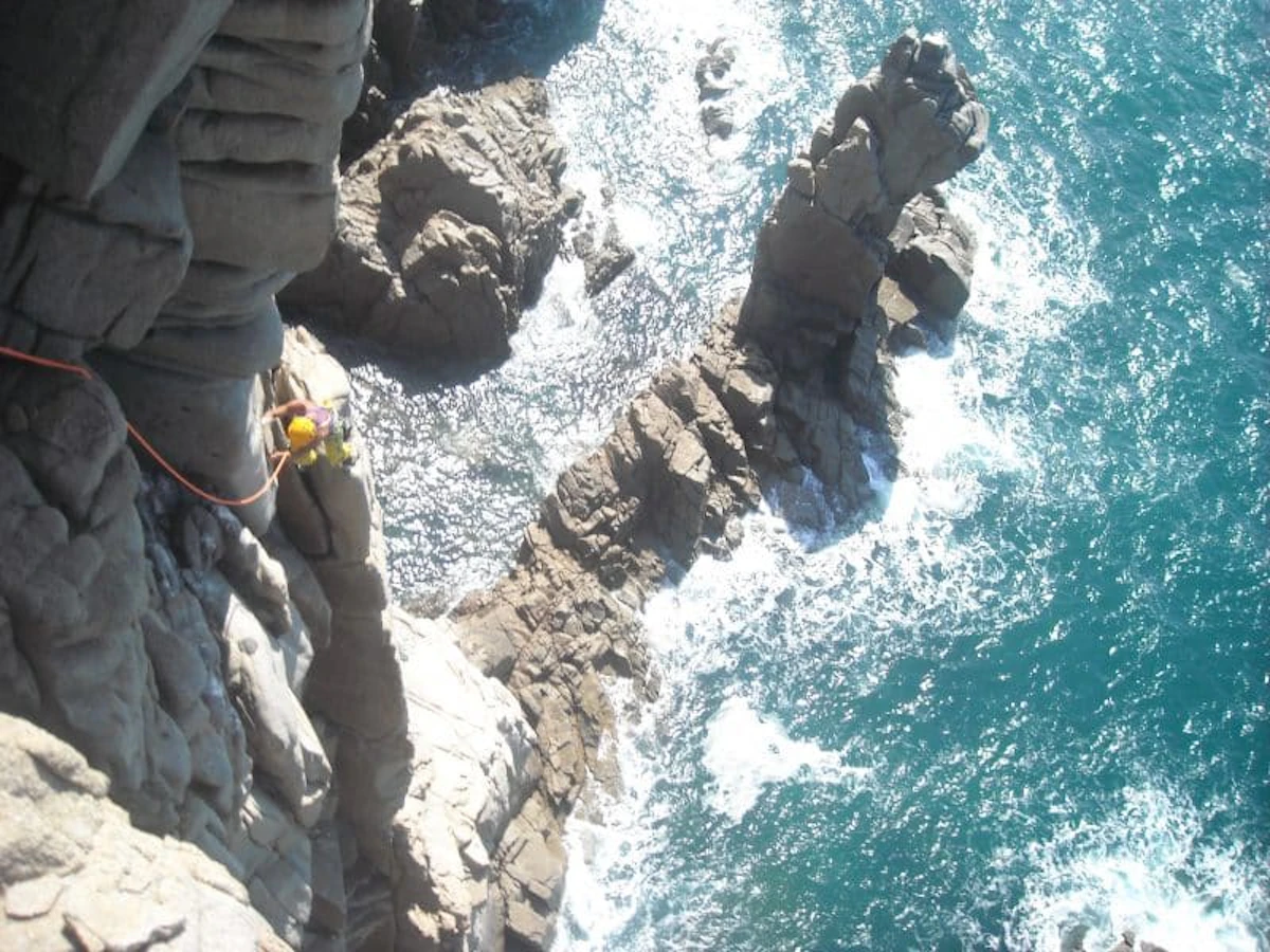 4-day Sardinia rock climbing course