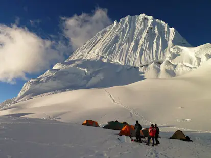 Alpamayo Peak: 7-day guided climbing expedition