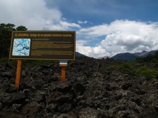 1-day trek to Achen-Ñiyeu Volcano