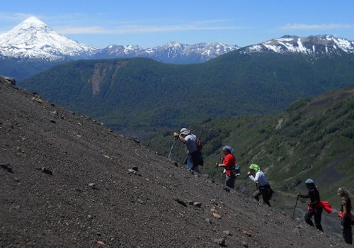 1-day trek to Achen-Ñiyeu Volcano