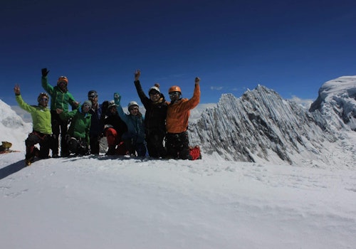 18-day guided program: Cedros Trek + Vallunaraju climb