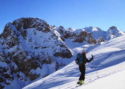 Expédition de ski de randonnée dans l'Oberland bernois avec un guide de 6 jours