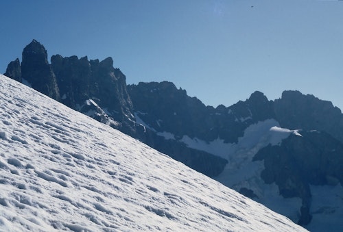 La Meije Glaciers guided ski weekend