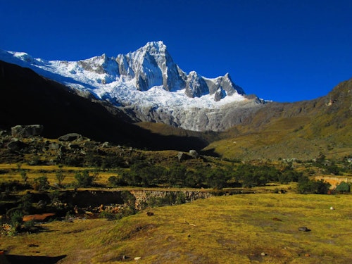 Ulta Trek: 6-day guided hike in the Cordillera Blanca