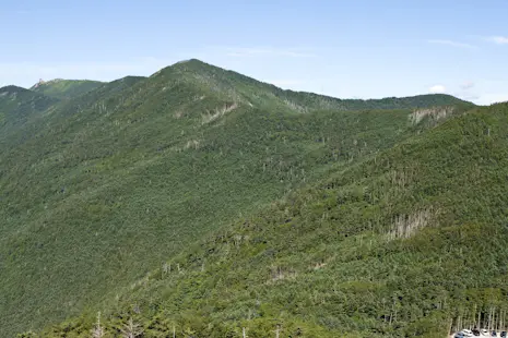 2-day hiking traverse in Daisetsuzan from Hakuundake to Asahidake