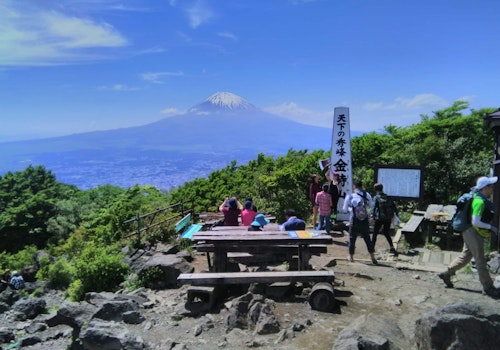 Guided hiking tour around Mount Fuji